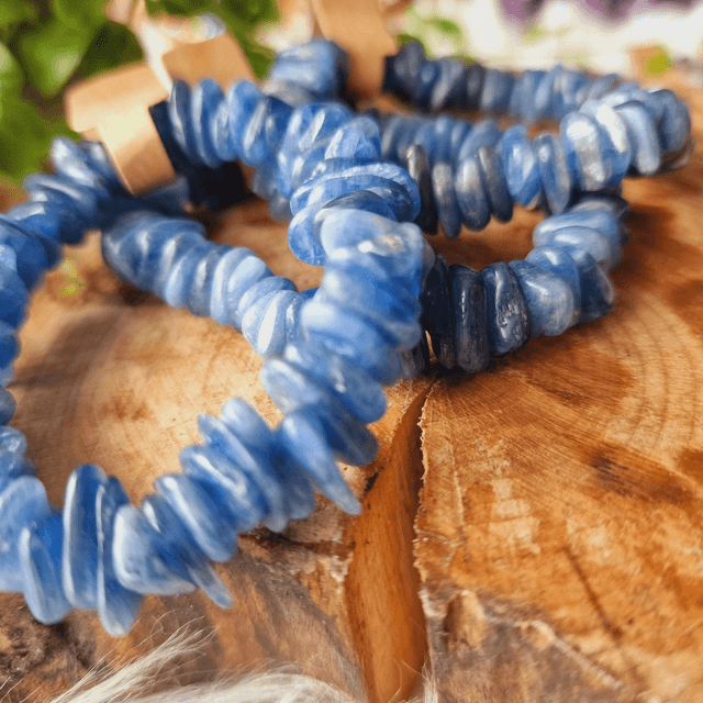 Blue Kyanite Larger Chip Bracelet 