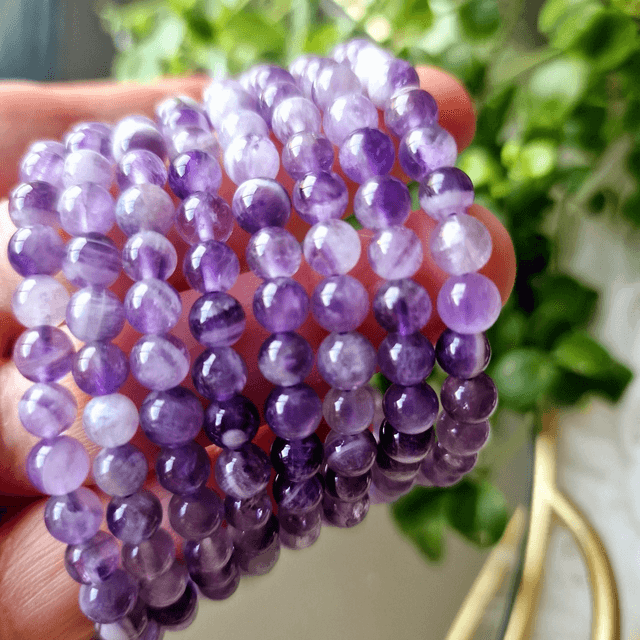 Dream Amethyst 6mm beaded bracelet 