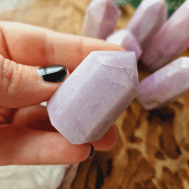 Kunzite Points 