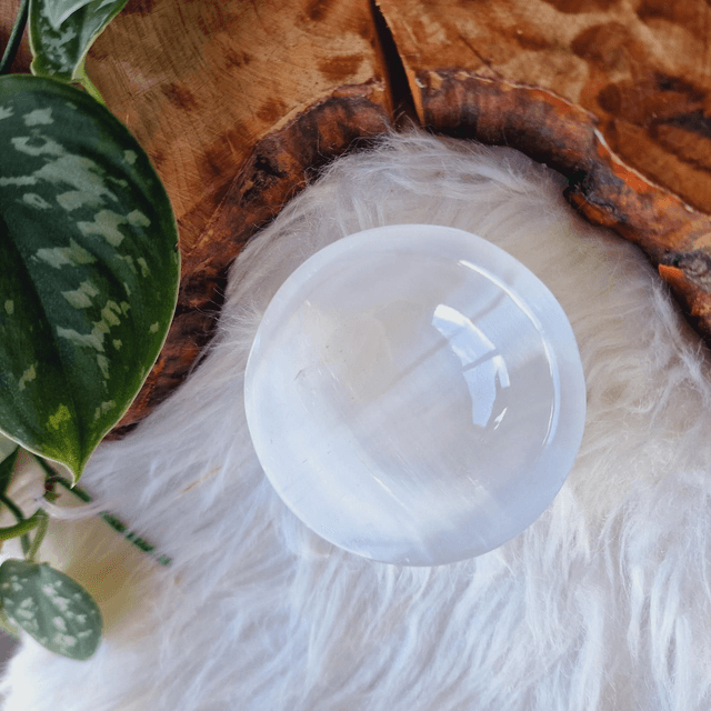 Selenite Bowl (Varnished) 200g