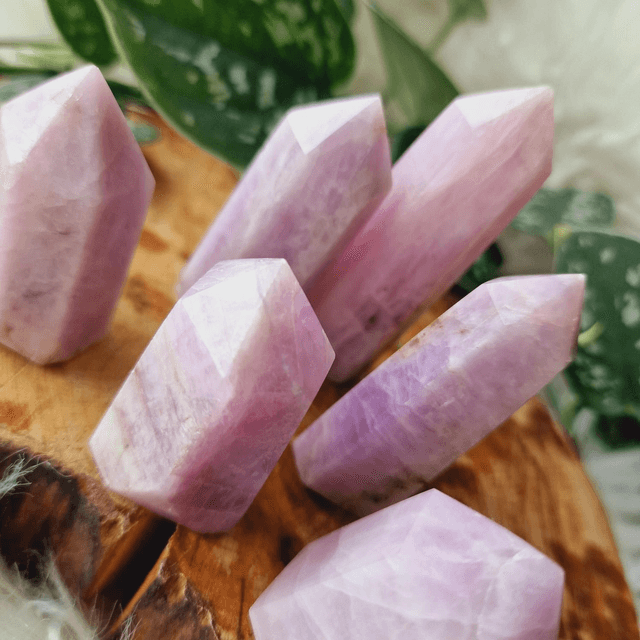Kunzite Points 