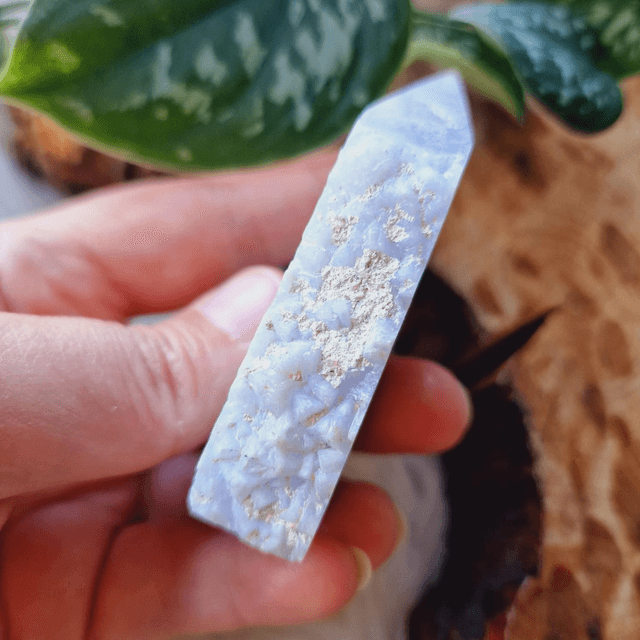 Blue Lace Agate Point 105g