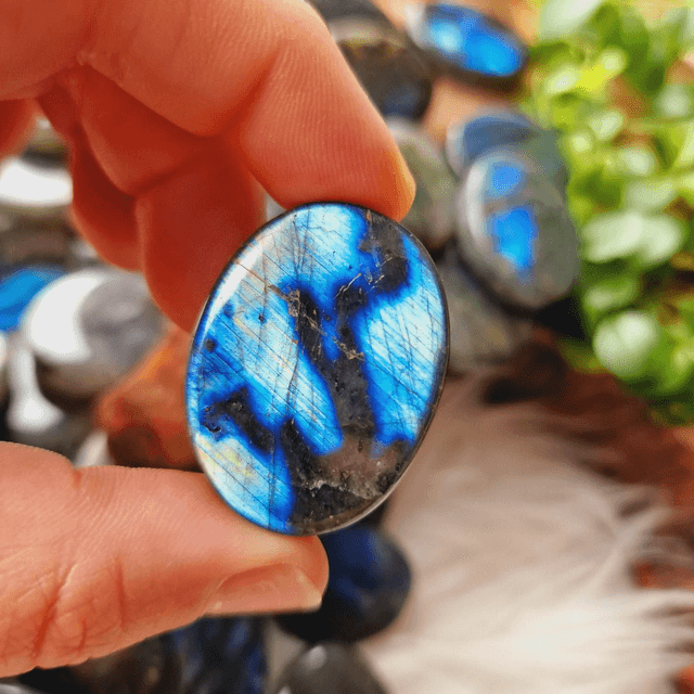 Labradorite Slabbed Worrystone 