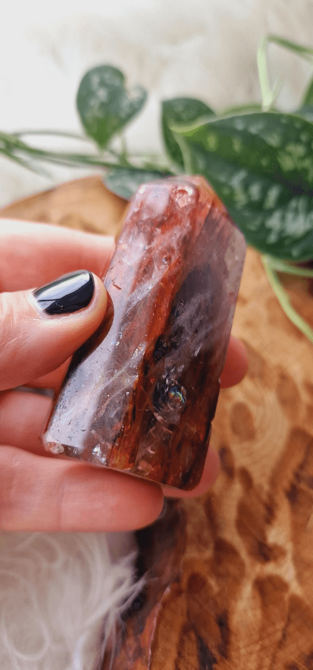 Fire Quartz Point C-136g