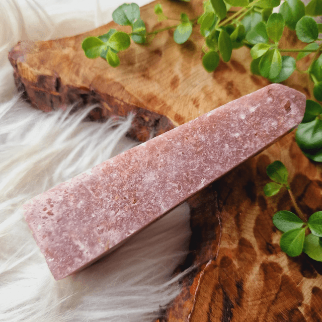 Pink Amethyst Point 255g