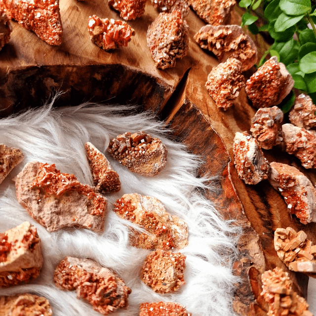Vanadinite raw small clusters 