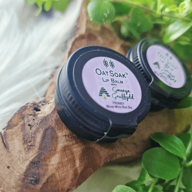 Oat Soak Lip Balm with Genyn Gruffydd Honey 