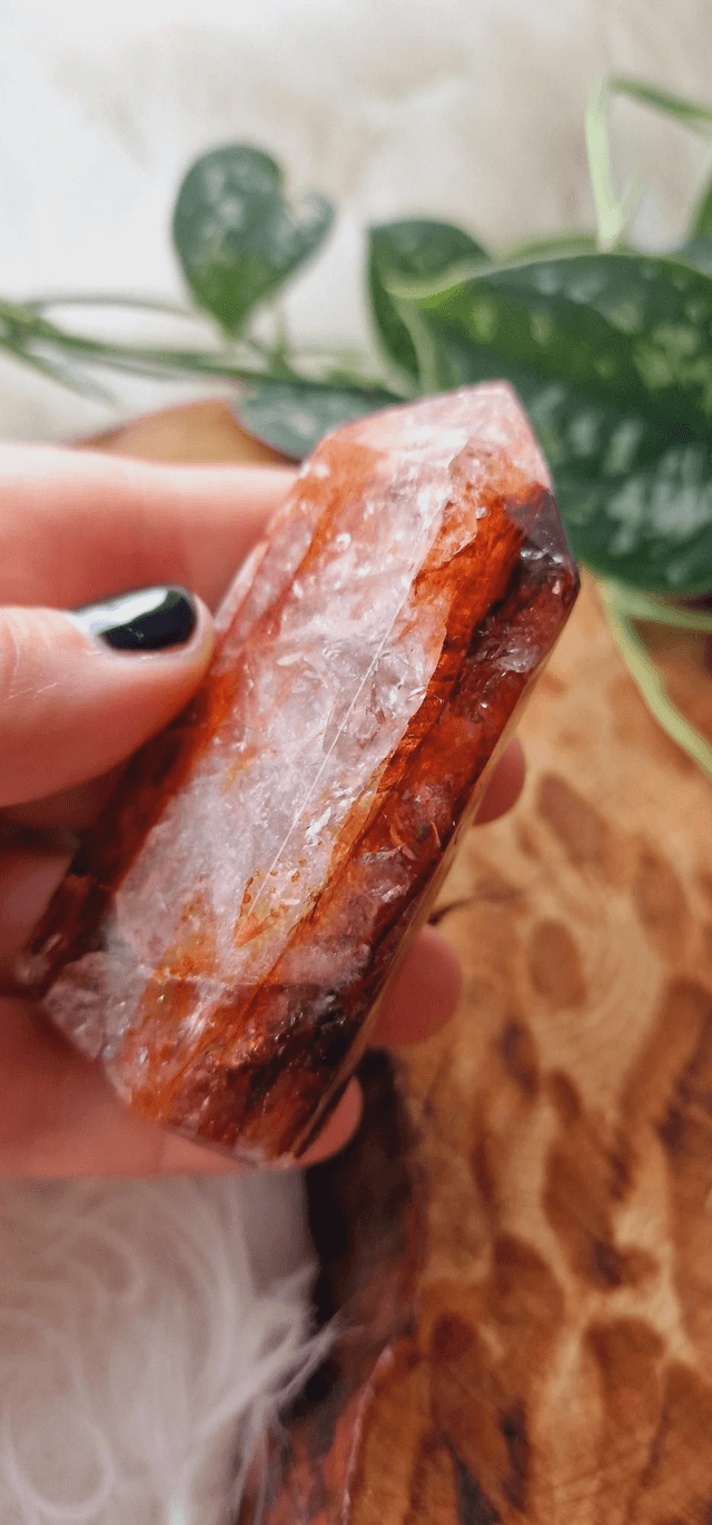 Fire Quartz Point C-136g