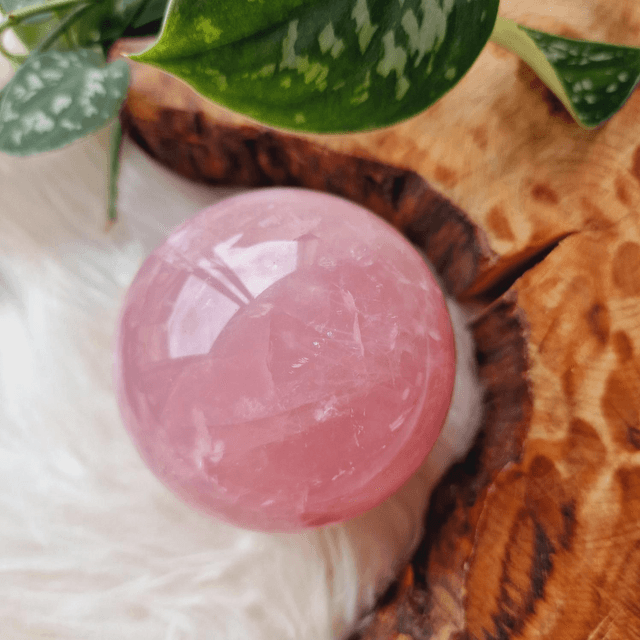 Rose Quartz Large Sphere 592g 