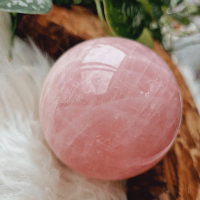 Rose Quartz Large Sphere 748g