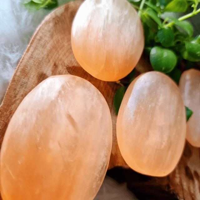 Peach selenite palm