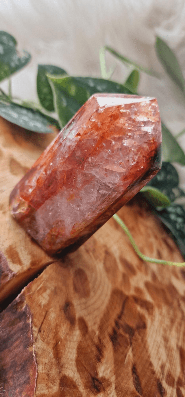 Fire Quartz Point C-136g