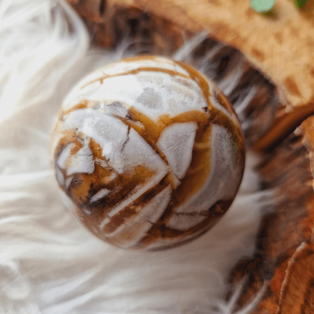 Crazy Agate Sphere 284g