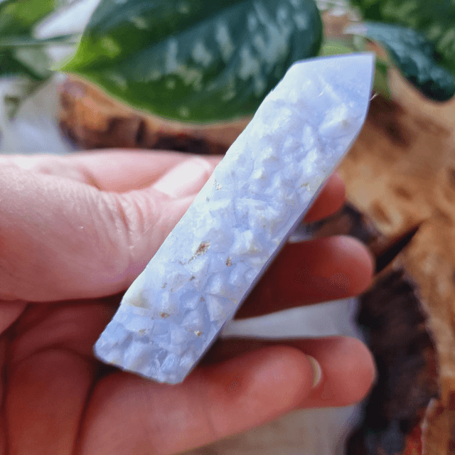 Blue Lace Agate Point 111g