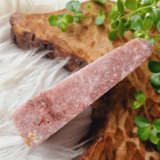 Pink Amethyst Point 255g