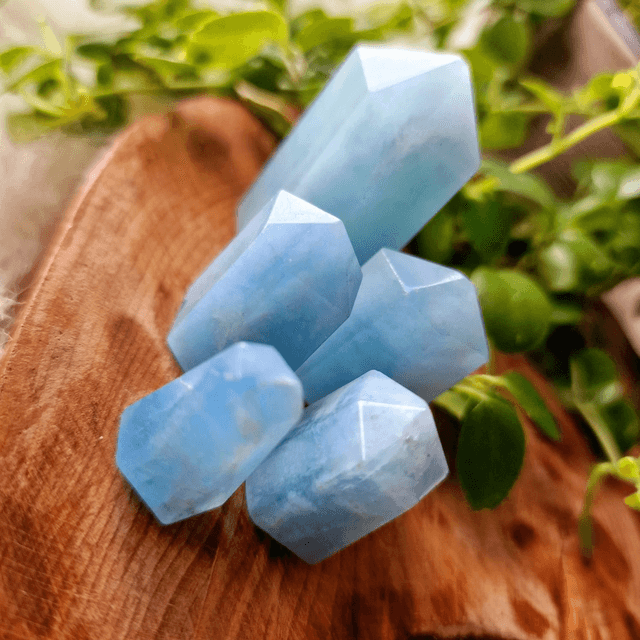 Aquamarine Mini Points 