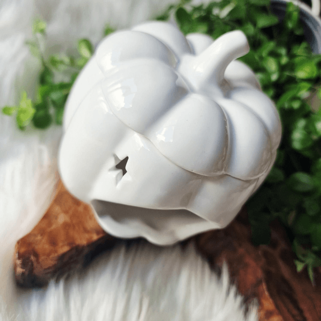 White Pumpkin Oil Burner 