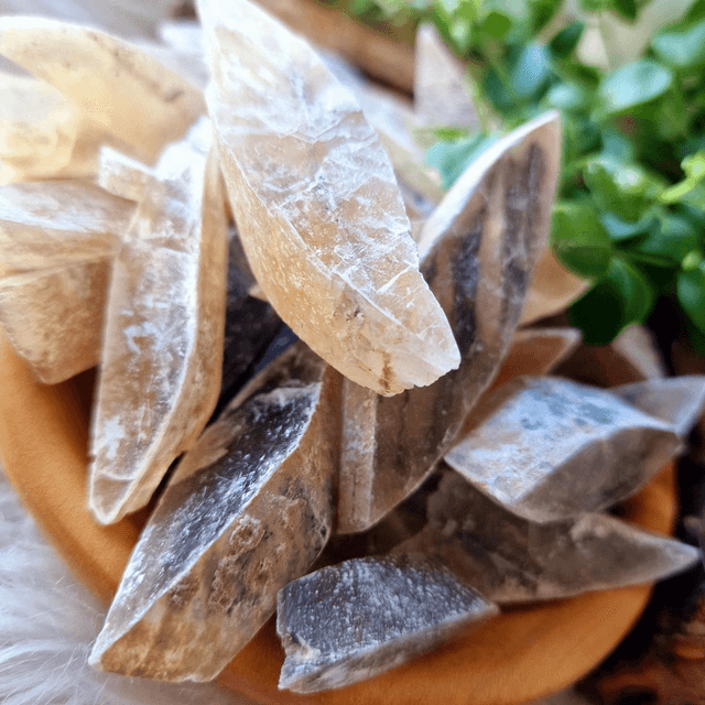 Selenite Leaf Part Raw 
