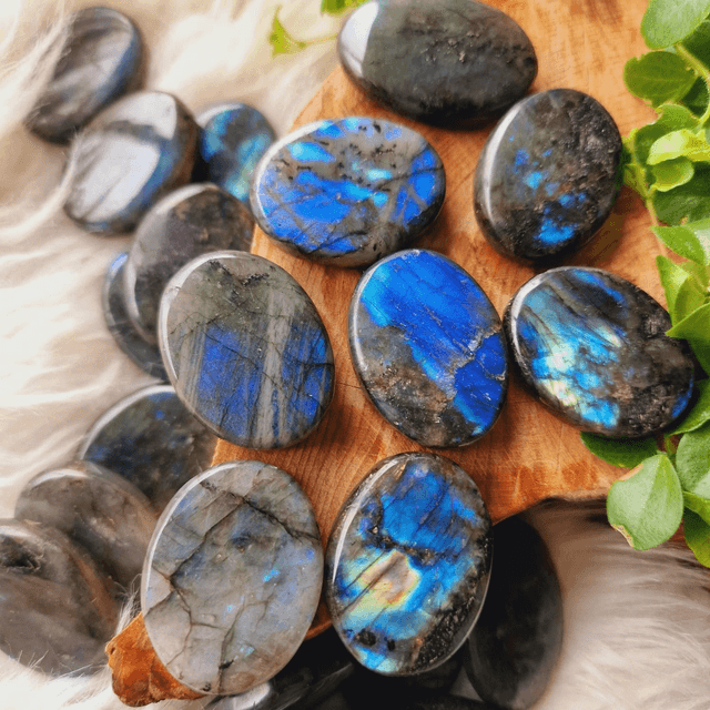 Labradorite Slabbed Worrystone 