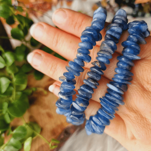 Blue Kyanite Larger Chip Bracelet 