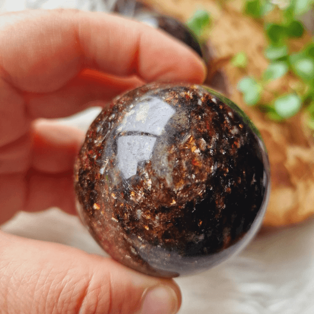 Phlogopite Sphere 315-368g