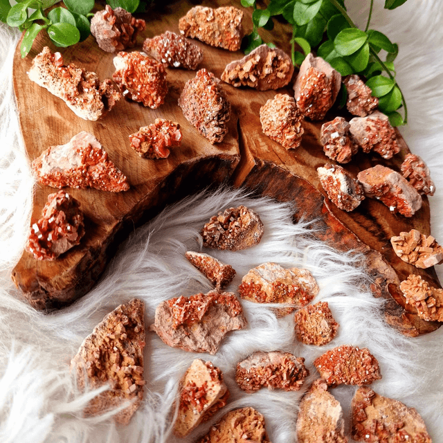 Vanadinite raw small clusters 
