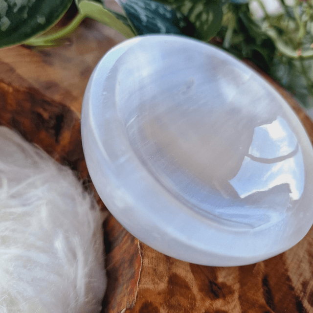 Selenite Bowl (Varnished) 200g