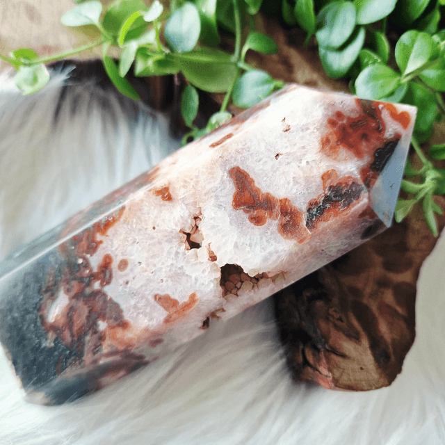 Red Moss Agate Point 417g