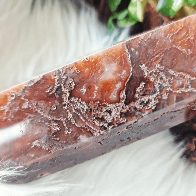 Red Moss Agate Point 463g