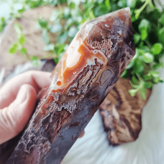 Red Moss Agate Point 463g