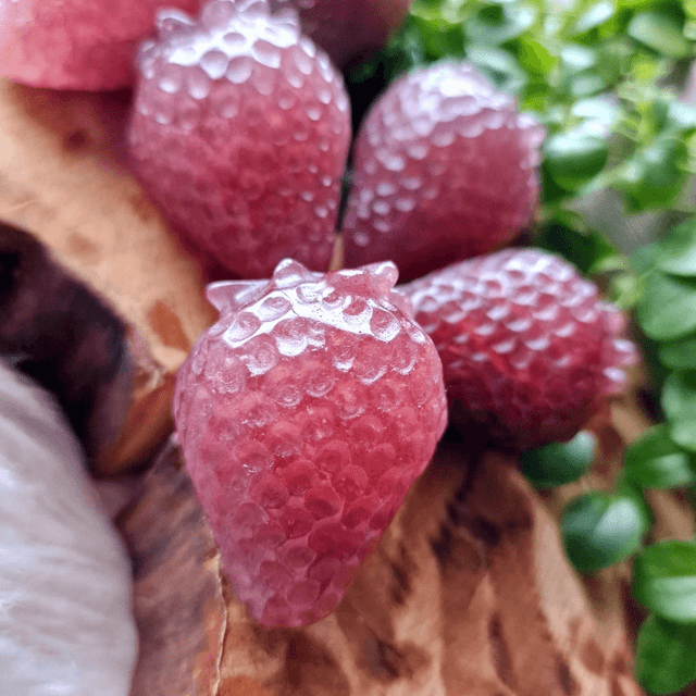 Strawberry Quartz Strawberry 