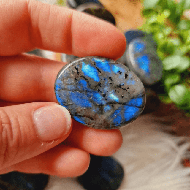 Labradorite Slabbed Worrystone 