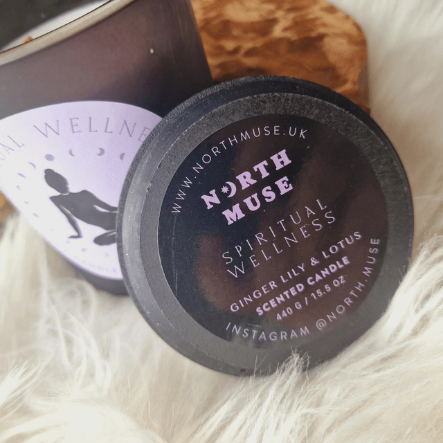 North Muse Candle in Ginger Lily and Lotus 15.5 OZ