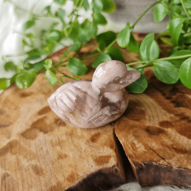 Flower Agate Duck Carving 