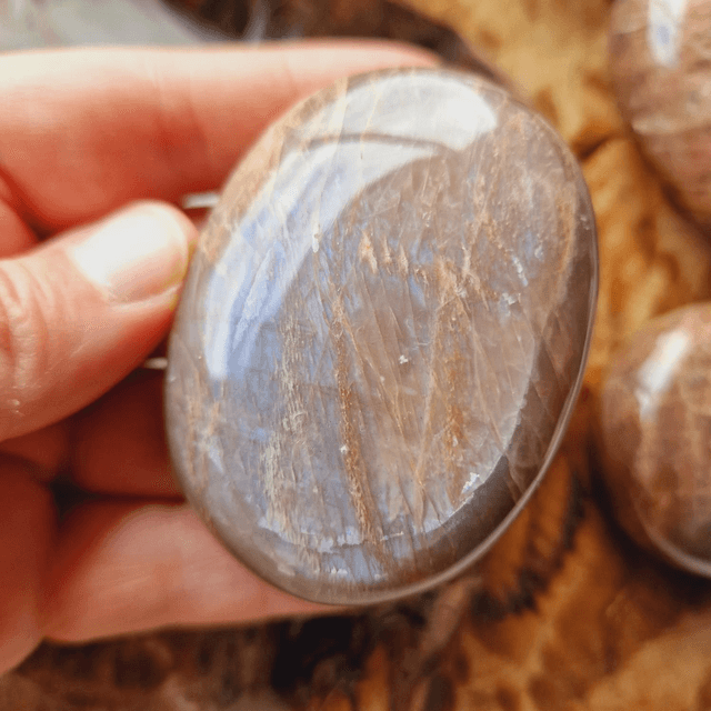 Peach & Black Moonstone Palm