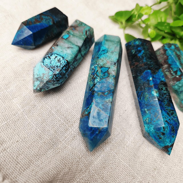 Turquoise points 