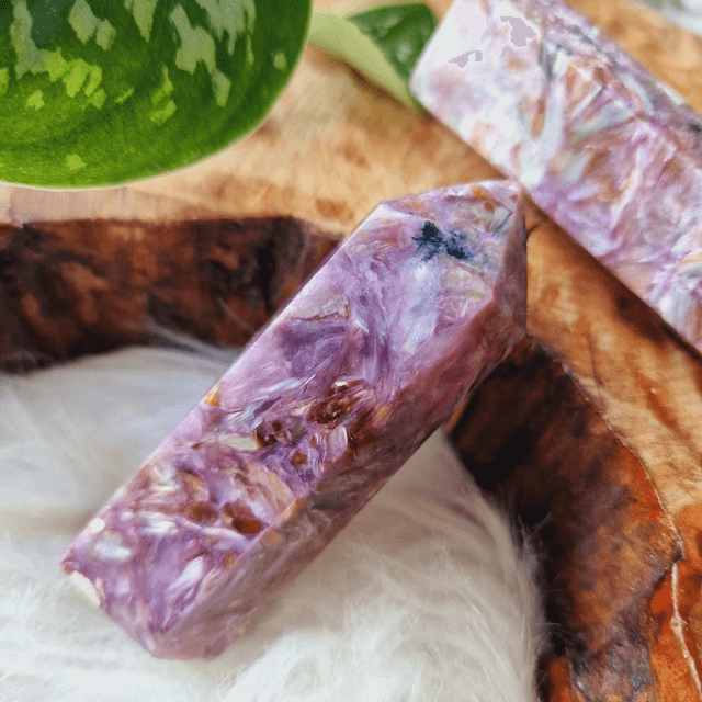 Charoite Point 100g