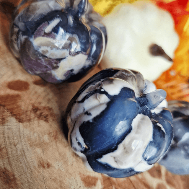Volcano agate pumpkin