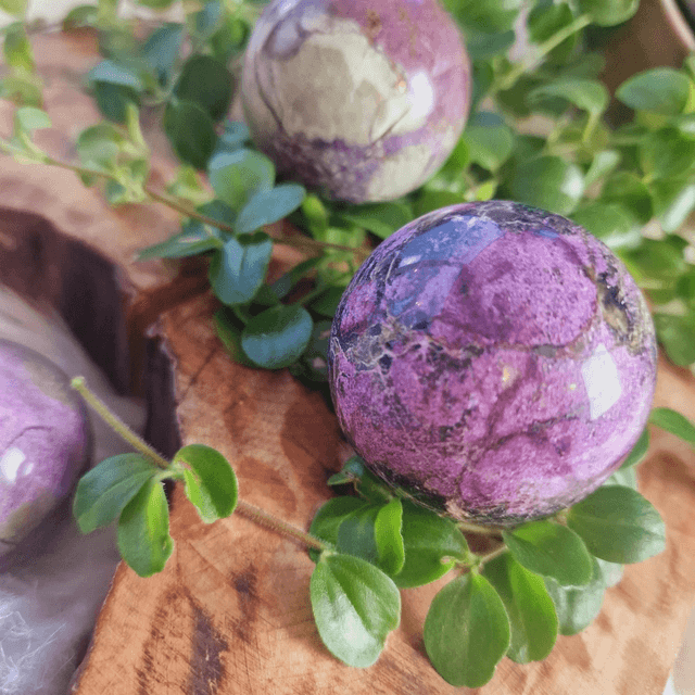 Atlantisite spheres 
