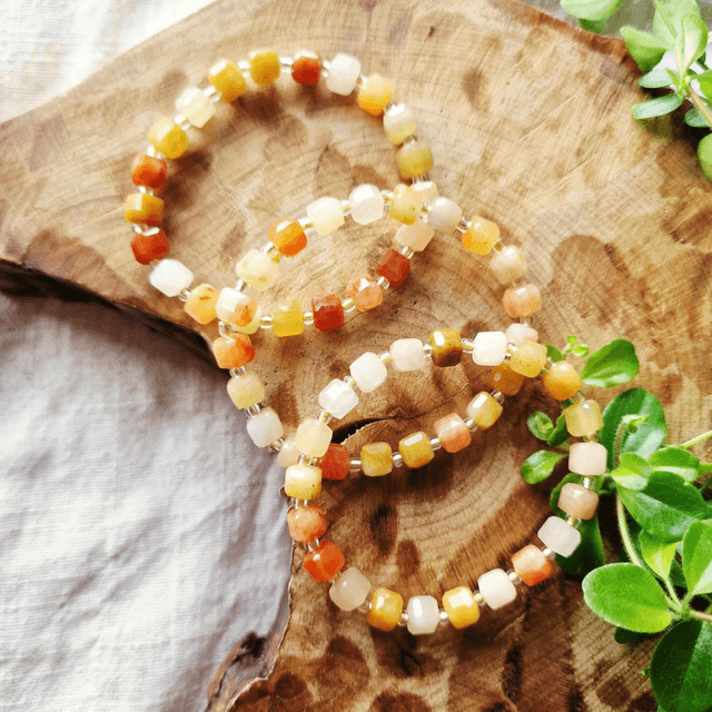 Golden lace jade beaded bracelet 