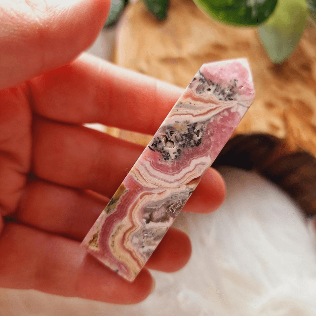 Rhodochrosite Point 69g