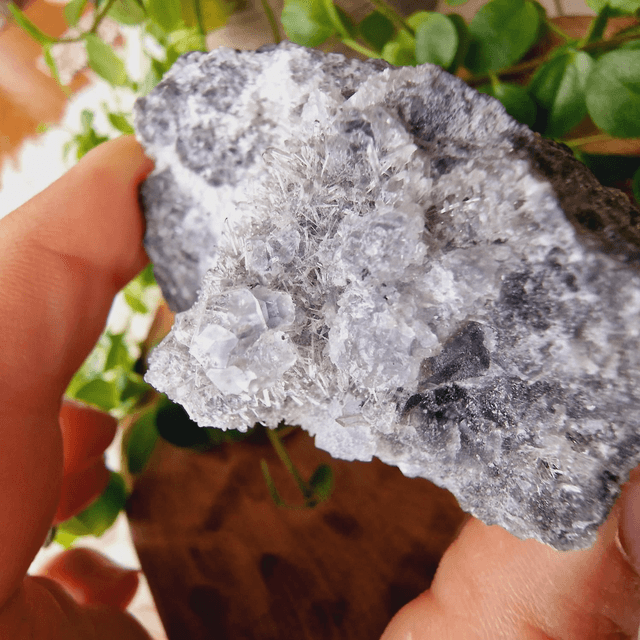 Blue Fluorite & Needle Quartz 90g 