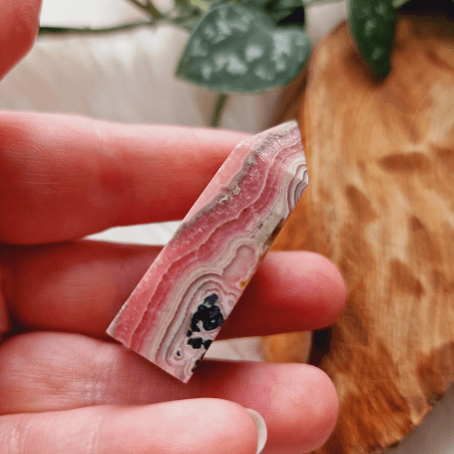 Rhodochrosite Point 39g