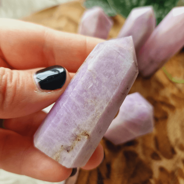 Kunzite Points 