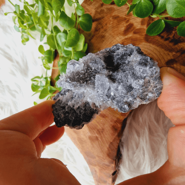Blue Fluorite & Needle Quartz 90g 