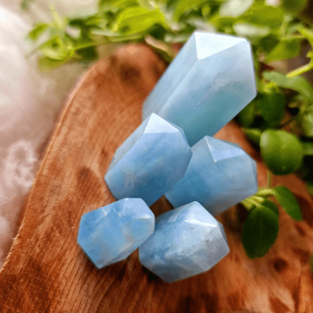 Aquamarine Mini Points 